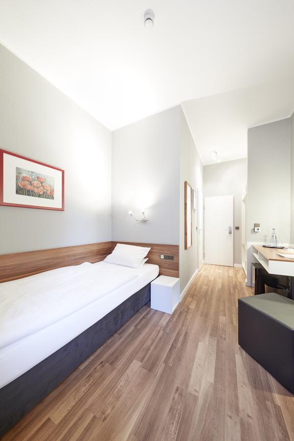 Hotel Bremer Tor Stuhr Eksteriør bilde